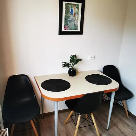 Jaukus Dvieju Kambariu Butas *